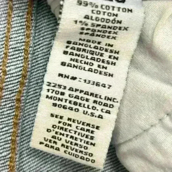 NWT CELEBRITY PINK Juniors' Denim
Front-Slit Frayed-Hem Midi Skirt size 3/26 - Picture 10 of 10